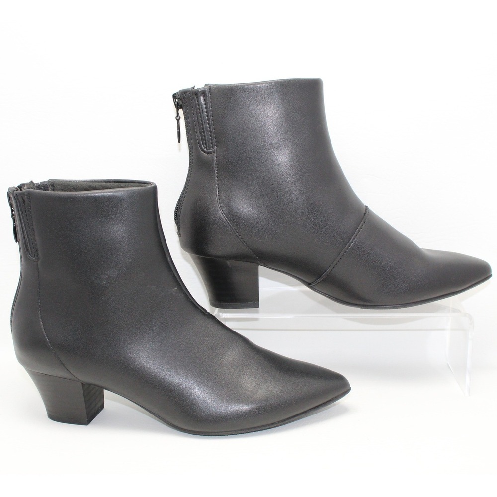 Clarks Women Teresa Boots Black Leather Booties Low Block Heel Pointed Women 7M